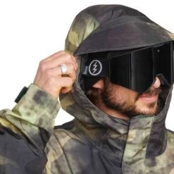 Volcom Volcom L Insulated Gore-Tex Jacket - Camouflage 10 Volcom Volcom L Insulated Gore-Tex Jacket - Camouflage -RR Ski Race Shop volcom l insulated gore tex jacket camouflage p23579 33703 image