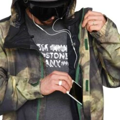 Volcom Volcom L Insulated Gore-Tex Jacket - Camouflage 13 Volcom Volcom L Insulated Gore-Tex Jacket - Camouflage -RR Ski Race Shop volcom l insulated gore tex jacket camouflage p23579 33706 image