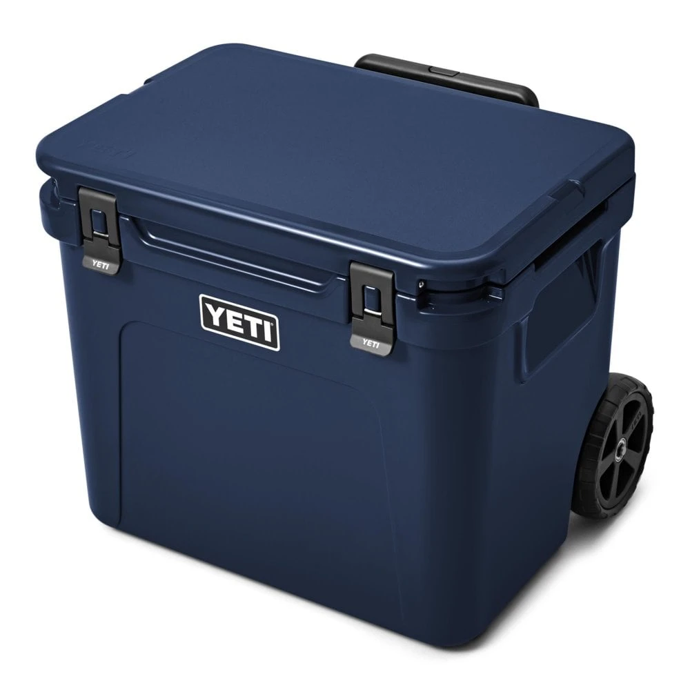 YETI Yeti Roadie 60 Wheeled Cool Box - Navy 3 YETI Yeti Roadie 60 Wheeled Cool Box - Navy